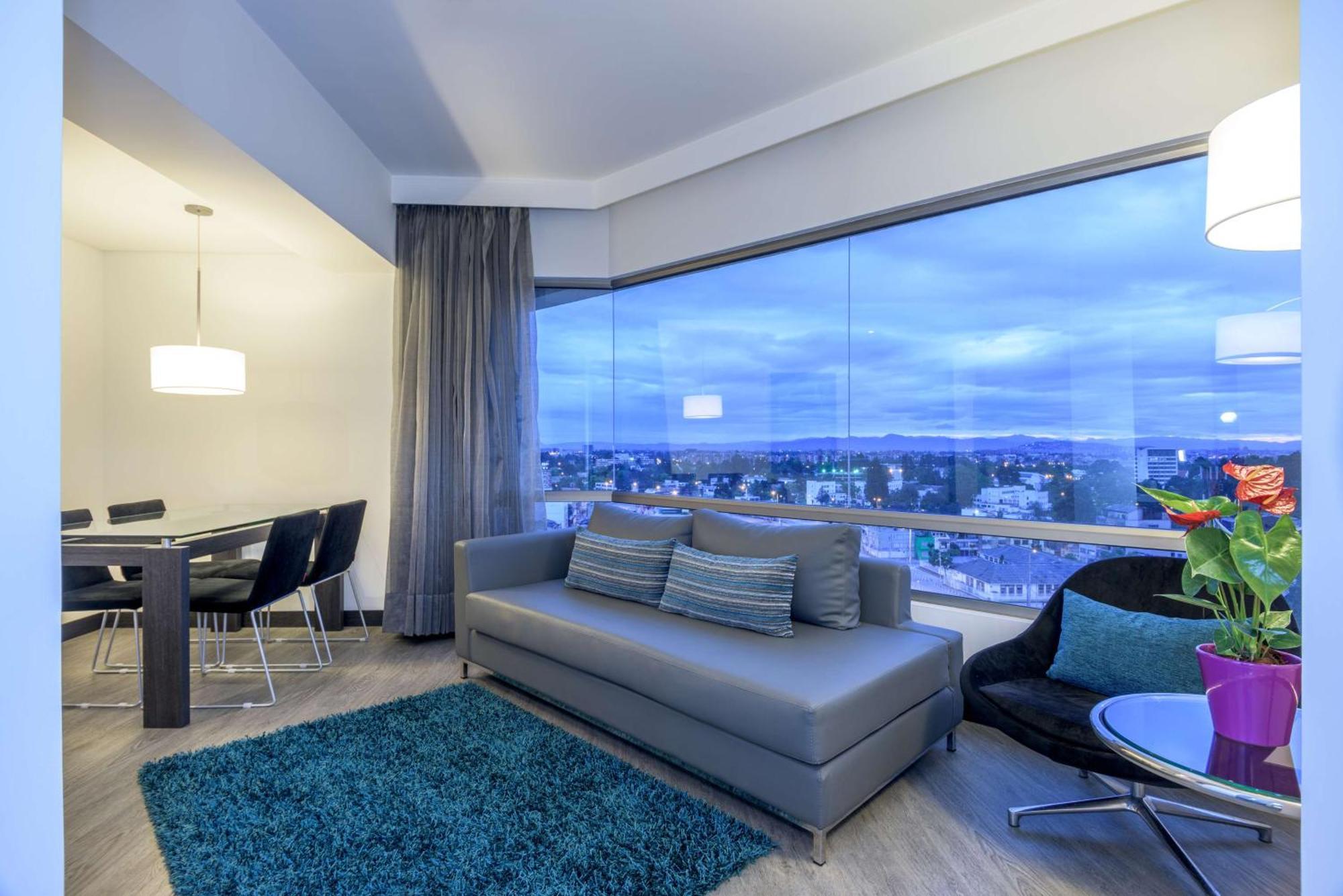 Nh Bogota Urban 26 Royal Ξενοδοχείο Εξωτερικό φωτογραφία
