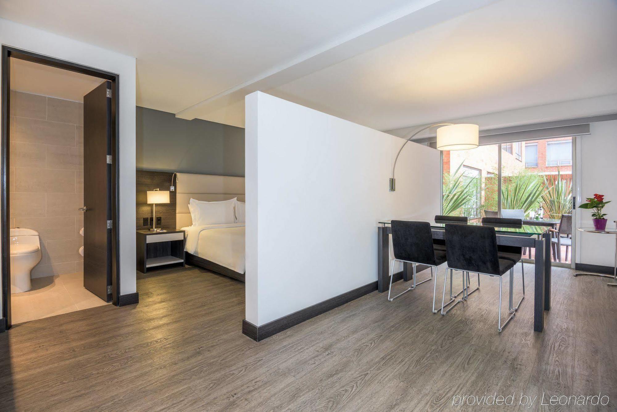 Nh Bogota Urban 26 Royal Ξενοδοχείο Εξωτερικό φωτογραφία