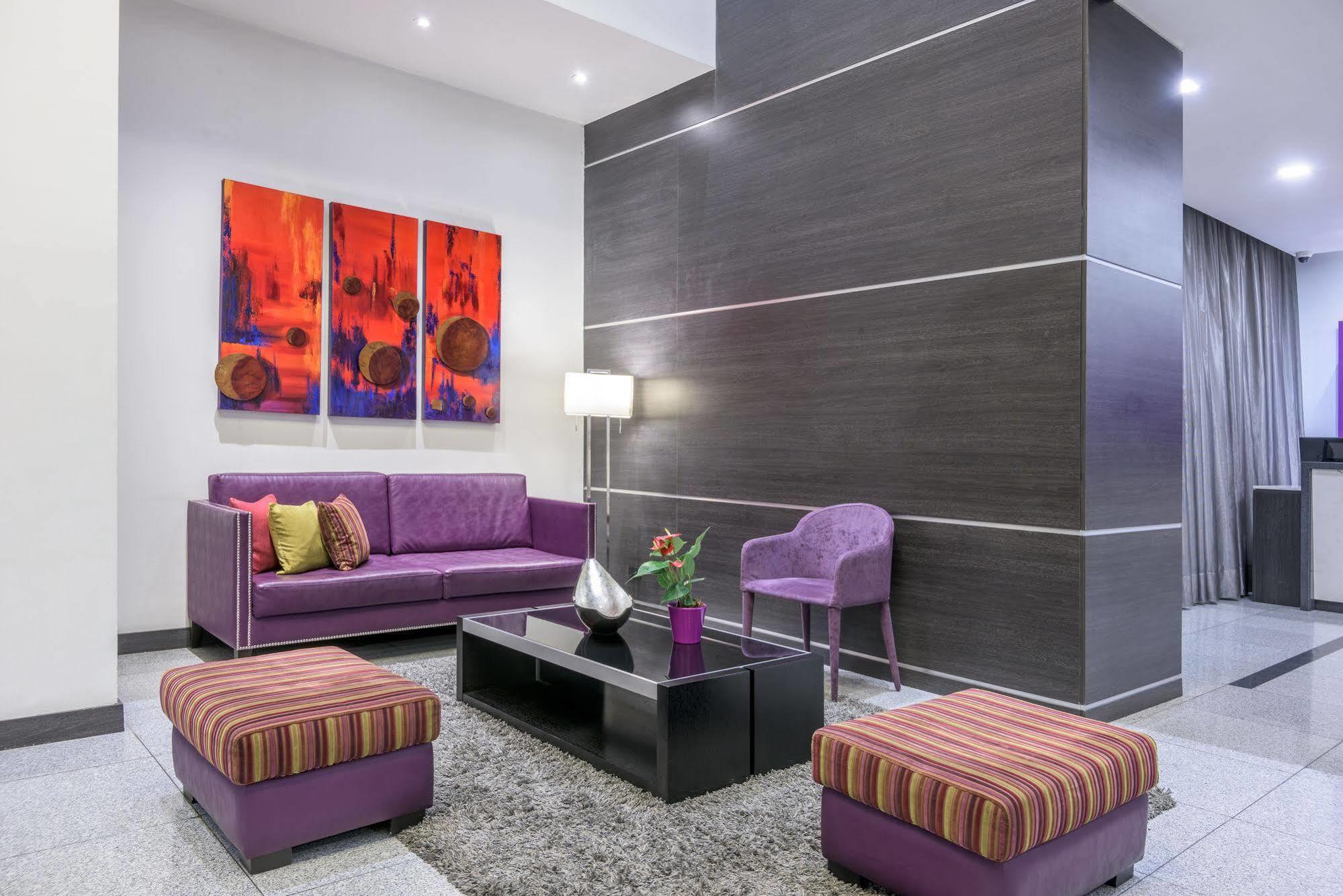 Nh Bogota Urban 26 Royal Ξενοδοχείο Εξωτερικό φωτογραφία